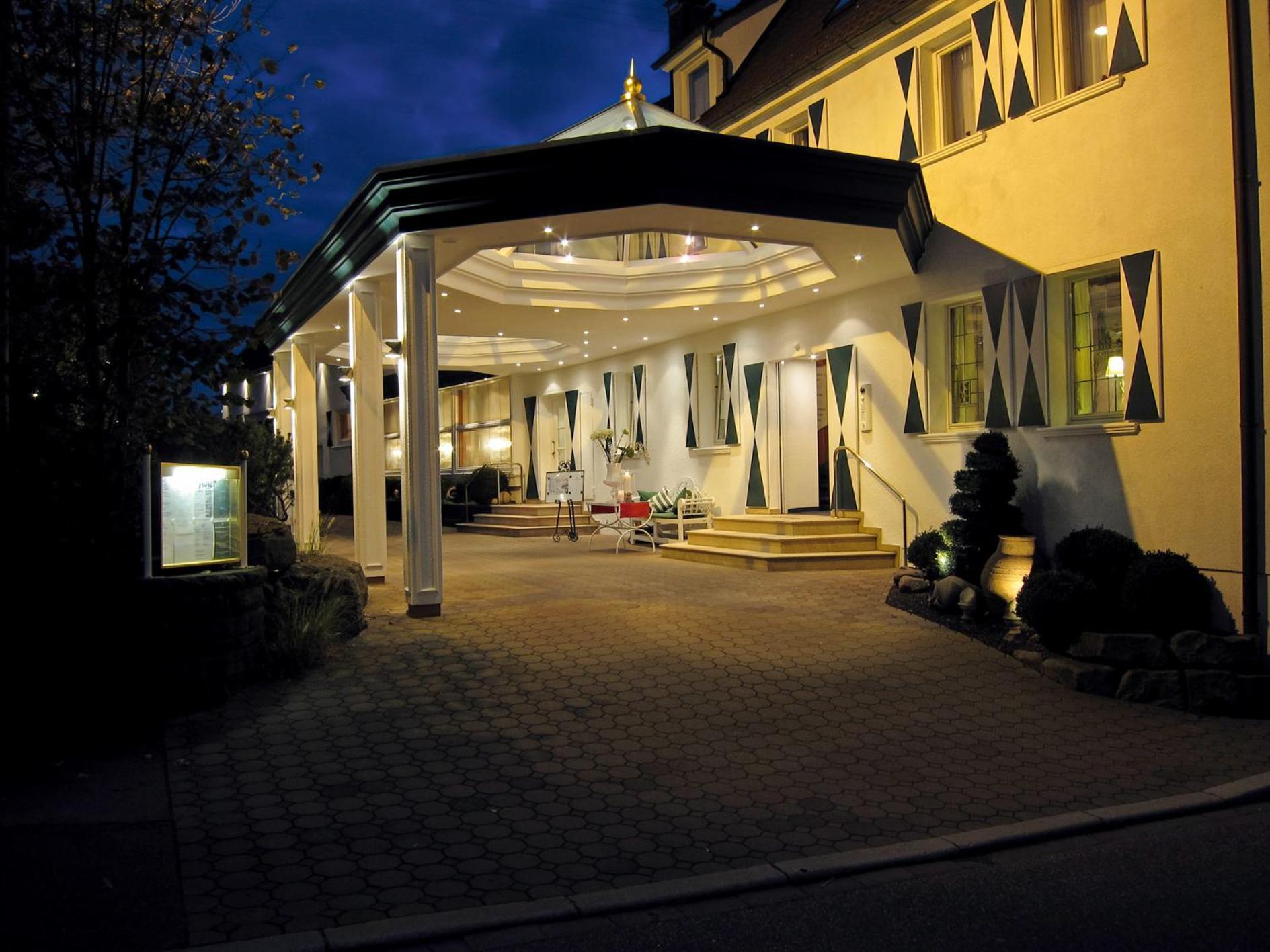 Hotel-Restaurant Arneggers Adler Tiefenbronn Zewnętrze zdjęcie