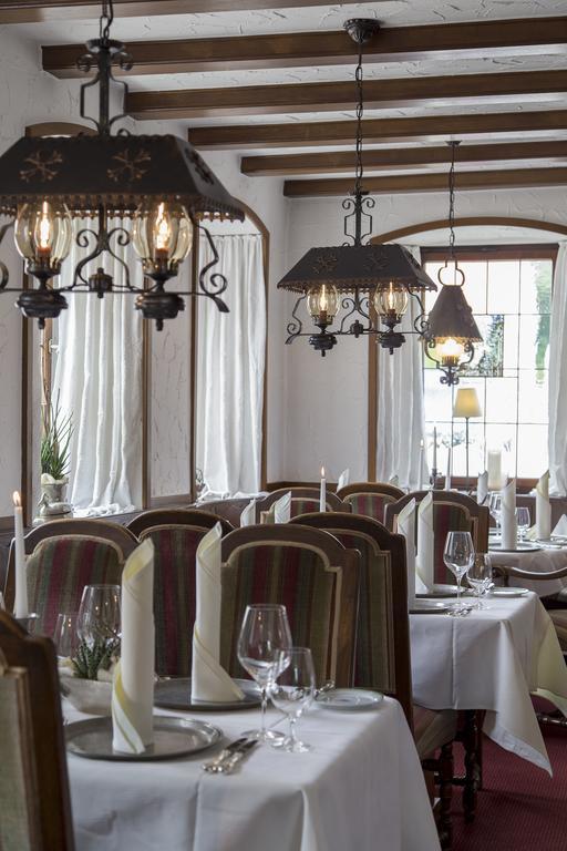 Hotel-Restaurant Arneggers Adler Tiefenbronn Zewnętrze zdjęcie